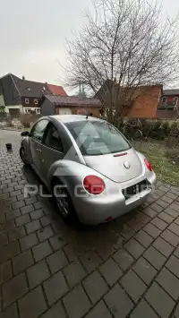 2002 Volkswagen BEETLE