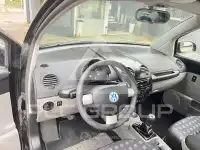 2002 Volkswagen BEETLE