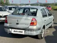 2002 Renault 