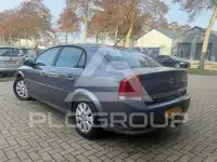 2002 Opel Vectra