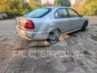 2003 Mitsubishi Carisma