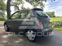 2003 Nissan MICRA