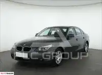 2003 BMW 523