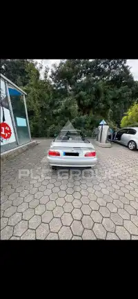 2003 BMW 330