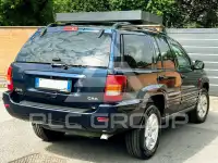 2003 Jeep CHEROKEE