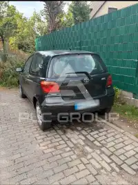 2003 Toyota YARIS