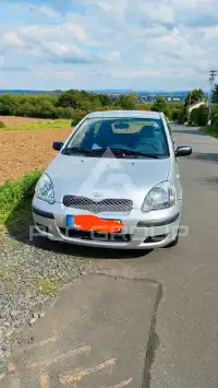 2003 Toyota YARIS