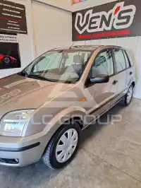 2003 Ford FUSION
