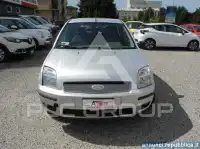 2003 Ford FUSION