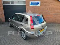 2003 Ford FUSION
