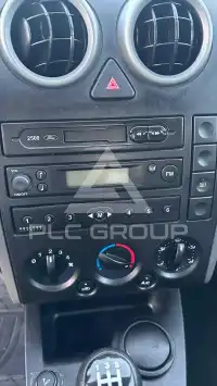 2003 Ford FUSION