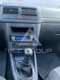 2003 Volkswagen GOLF