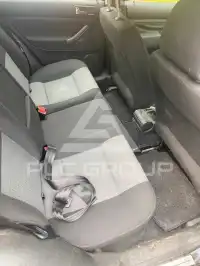 2003 Volkswagen GOLF