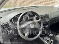 2003 Volkswagen GOLF