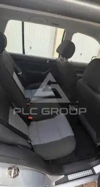 2003 Volkswagen GOLF