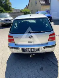 2003 Volkswagen GOLF