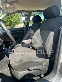 2003 Volkswagen GOLF