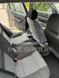 2003 Volkswagen GOLF