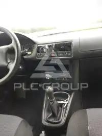 2003 Volkswagen GOLF