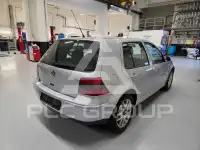2003 Volkswagen GOLF
