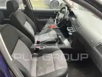 2003 Volkswagen GOLF