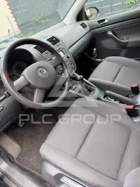 2003 Volkswagen GOLF