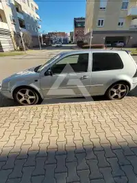 2003 Volkswagen GOLF