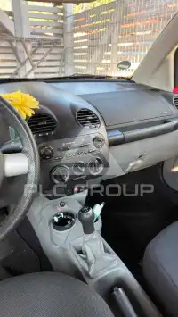 2003 Volkswagen BEETLE