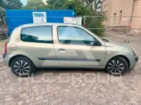 2003 Renault Clio