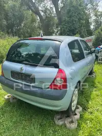 2003 Renault Clio