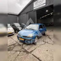 2003 Renault Clio