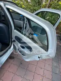 2003 Renault Clio