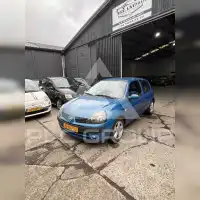 2003 Renault Clio