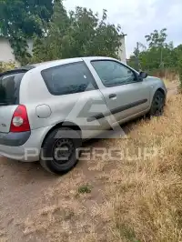 2003 Renault Clio