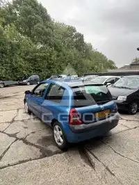 2003 Renault Clio