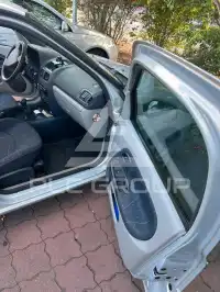 2003 Renault Clio