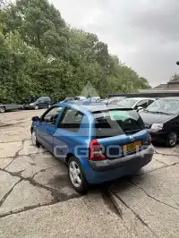 2003 Renault Clio