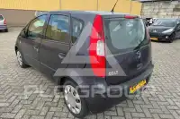 2004 Mitsubishi Colt