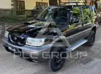 2004 Nissan Terrano