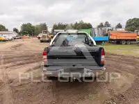 2004 Nissan Pickup