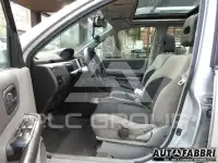 2004 Nissan X-TRAIL