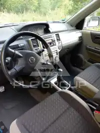 2004 Nissan X-TRAIL