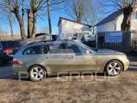 2004 BMW 523