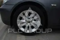 2004 BMW 523