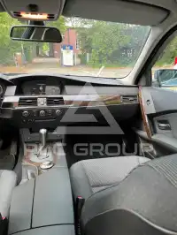 2004 BMW 523