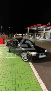 2004 BMW 330