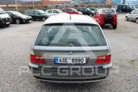 2004 BMW 330