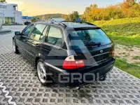 2004 BMW 330
