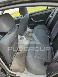 2004 BMW 330