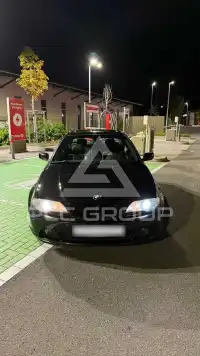 2004 BMW 330